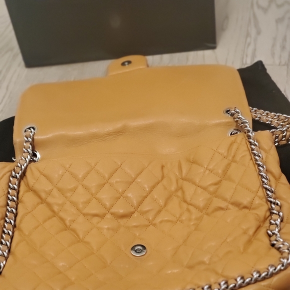 Chanel Maxi Flap 2015 collection - Picture 3 of 9